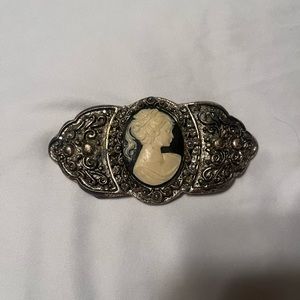 Classic Vintage Very Sweet Vintage Cameo Belt Buckle